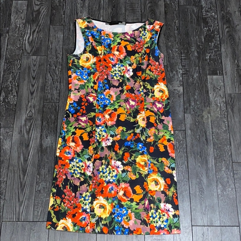 Moschino Dress floral size 6 shift dress